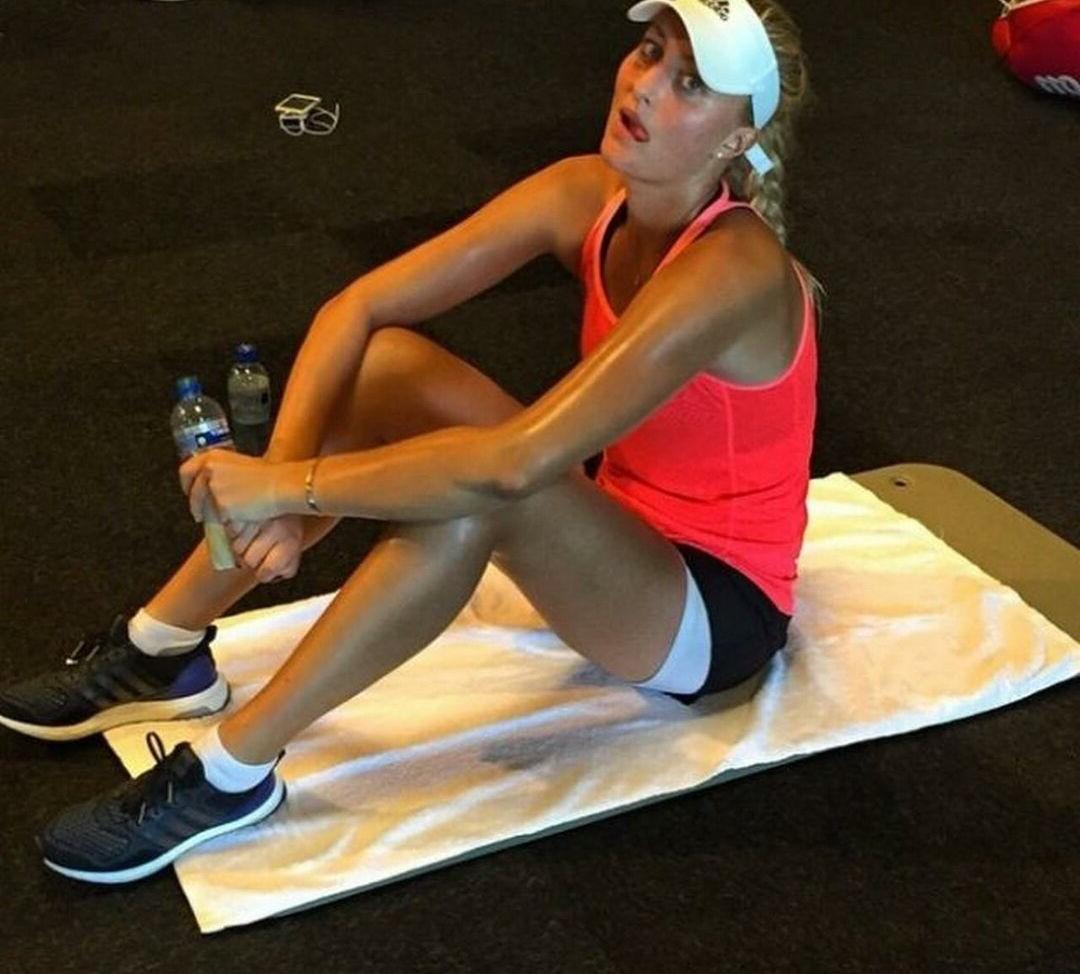 25P Kristina Mladenovic nude