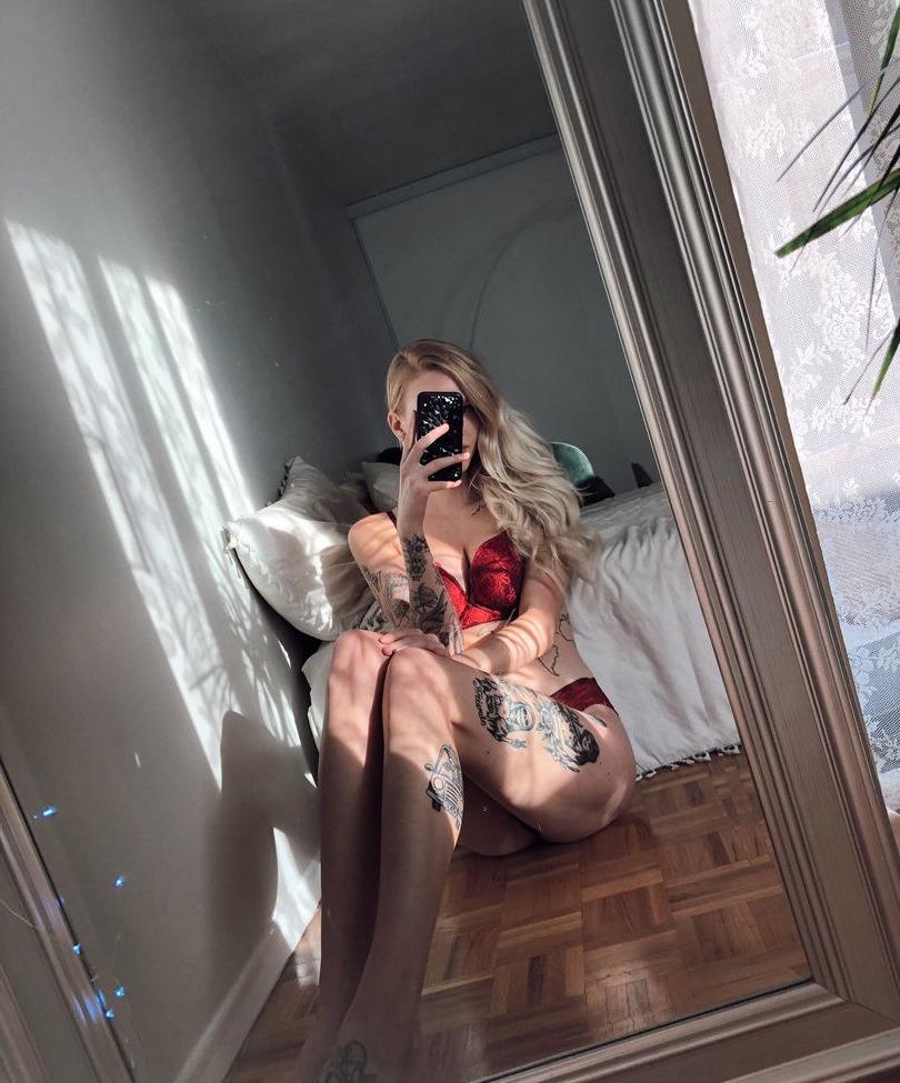 25P Jazminn Hayes nude
