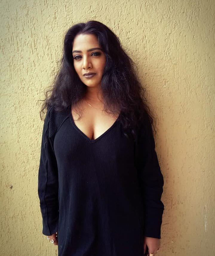25P Kavita Radheshyam nude