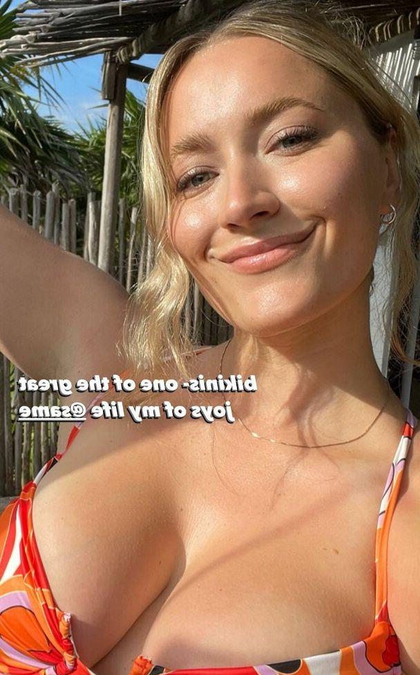 25P Alexandra Vreeland nude