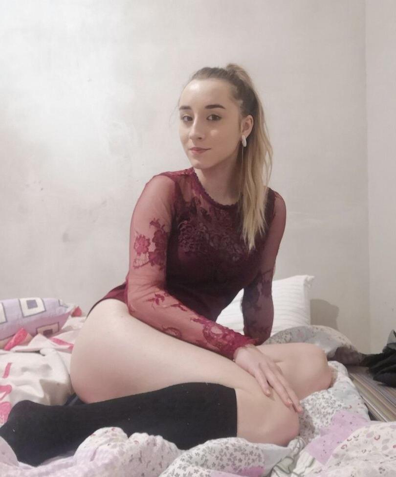 25P Illuminatka nude