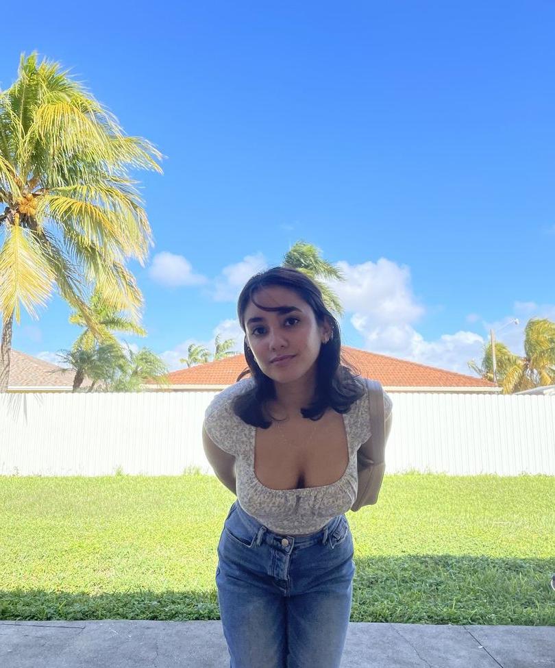 5P Moonbby100 nude