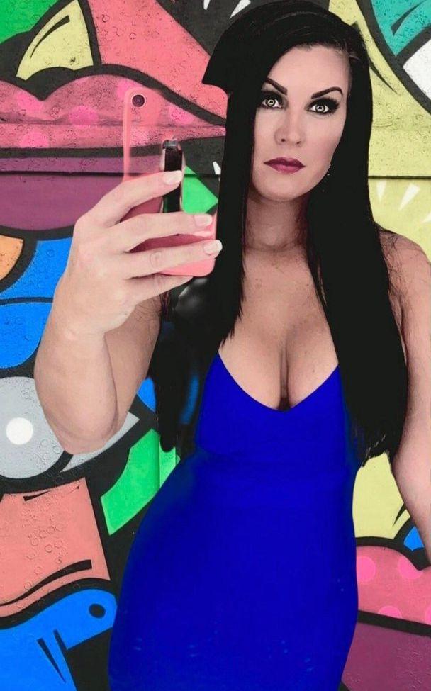 13P Jennifer Brennan nude