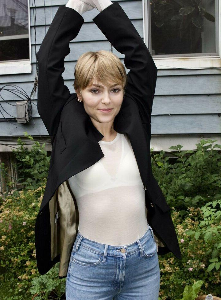 25P AnnaSophia Robb nude