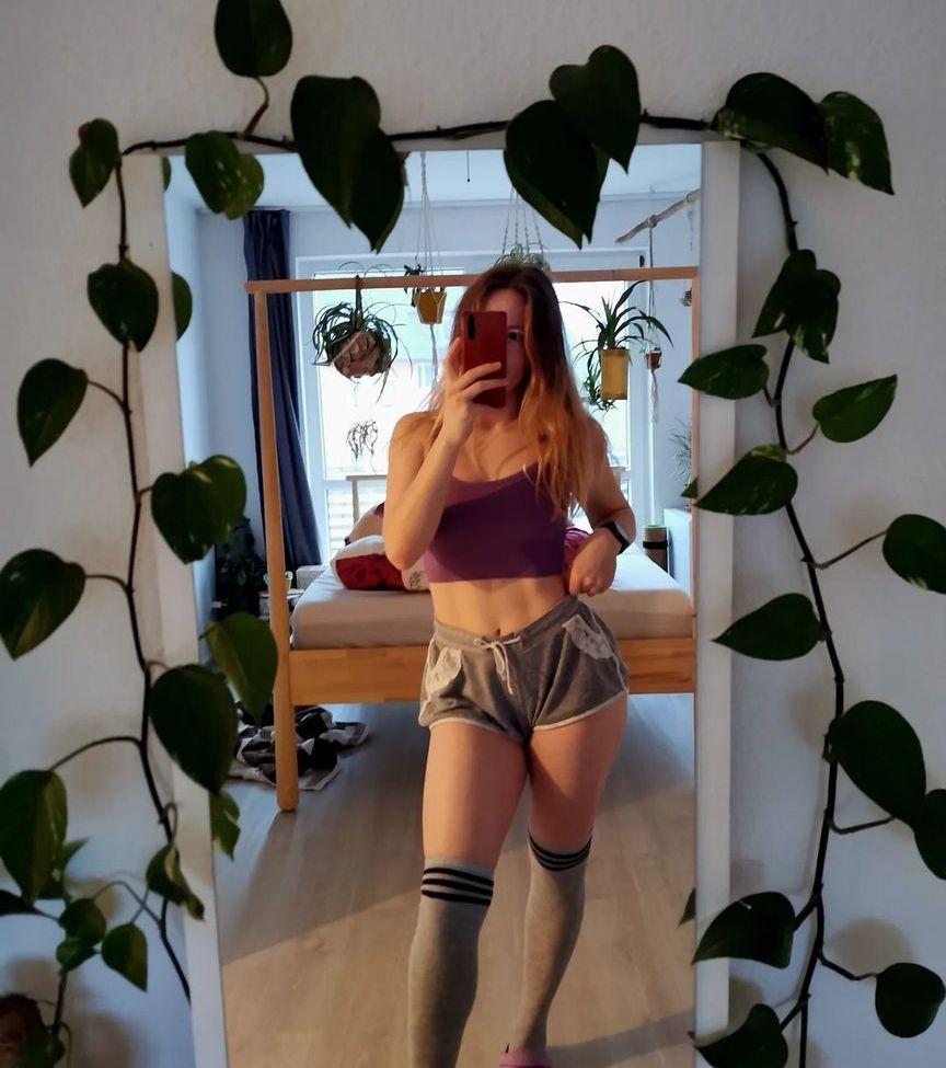 25P Lexie Faye nude