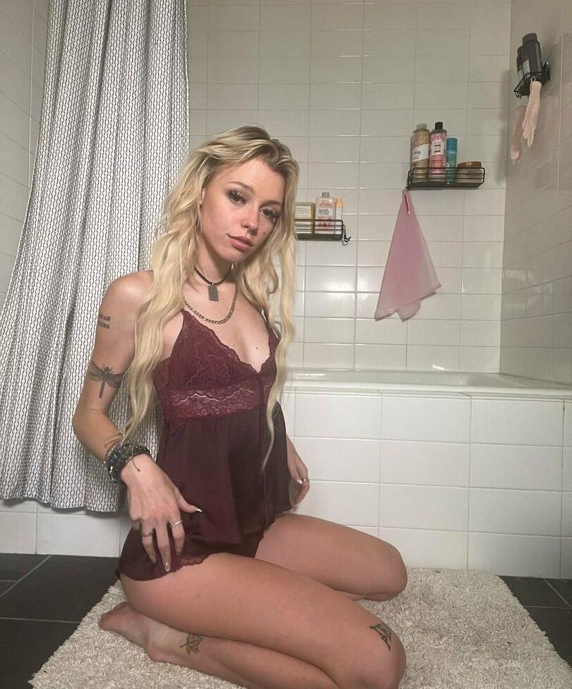 25P Skyeangelxo nude