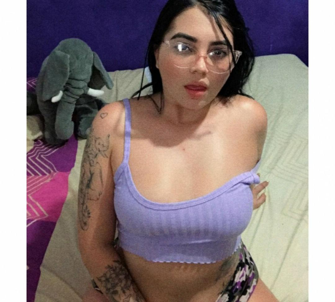 19P Valentina Caro Sanchez nude
