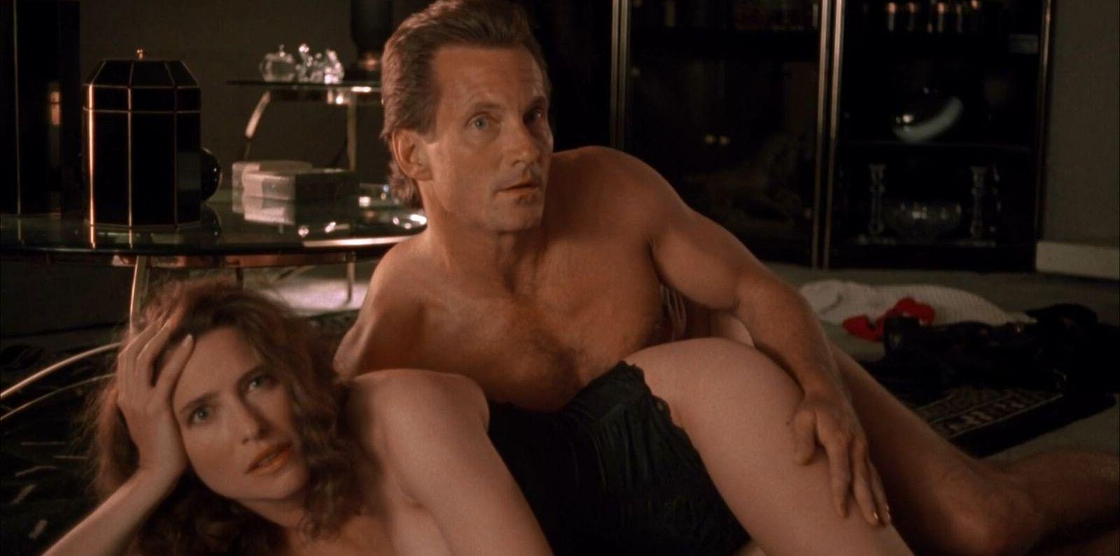 25P Mimi Rogers nude