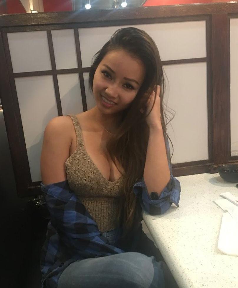 21P Fayemiah nude