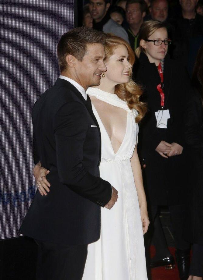 25P Amy Adams nude