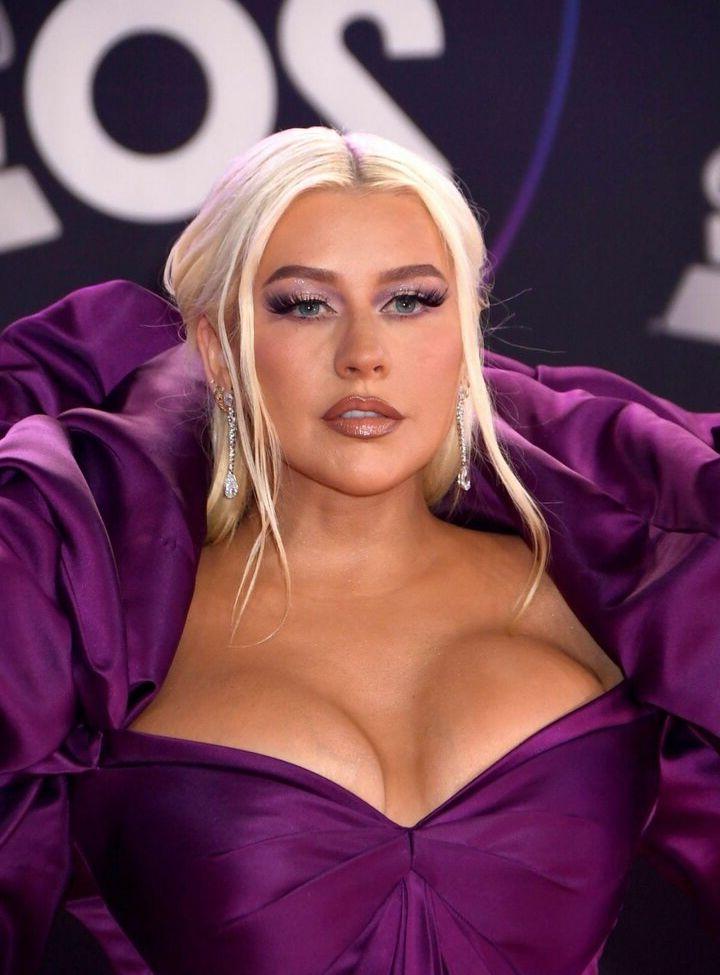 25P Christina Aguilera nude
