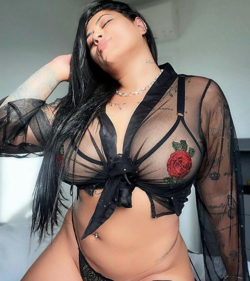 12P Thammy Raiza nude