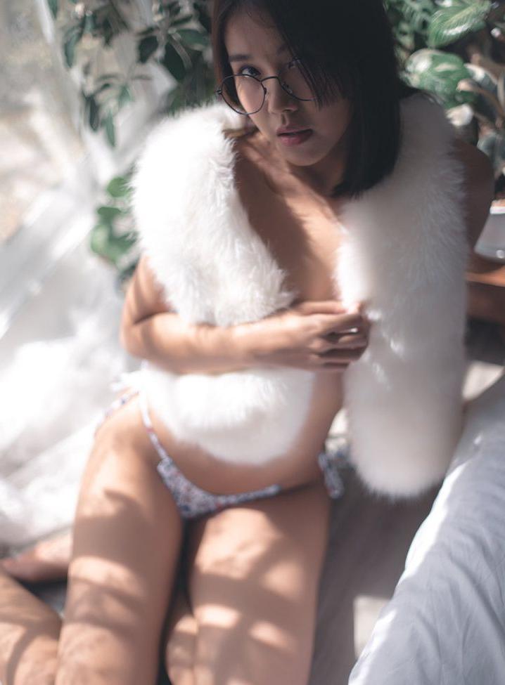 25P Panidsara Nakha nude