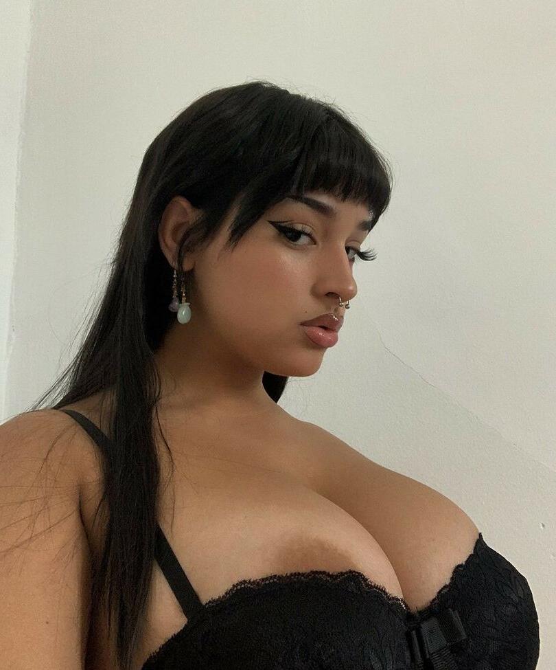 7P Stwaberryswing nude