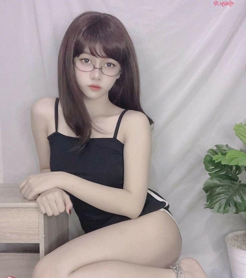 25P Violet Airis nude