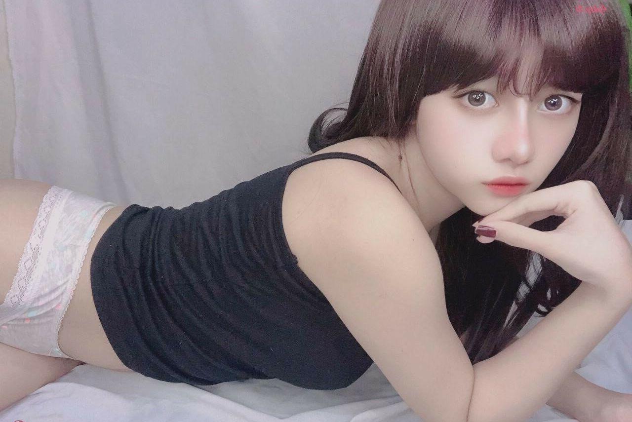 25P Violet Airis nude