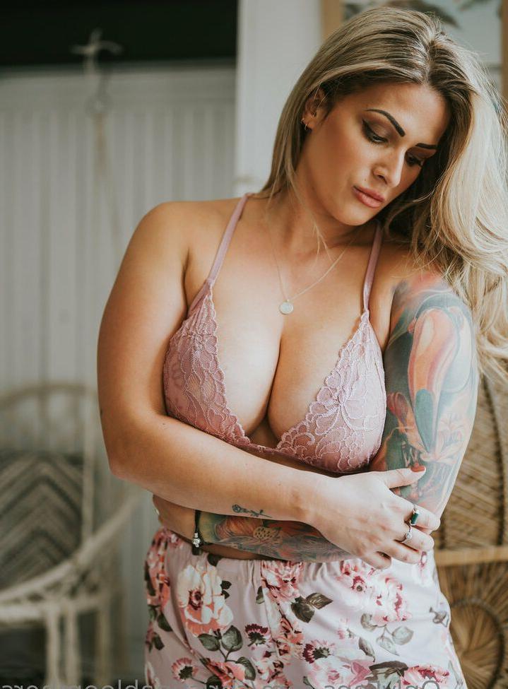 8P Christinaaahaha nude