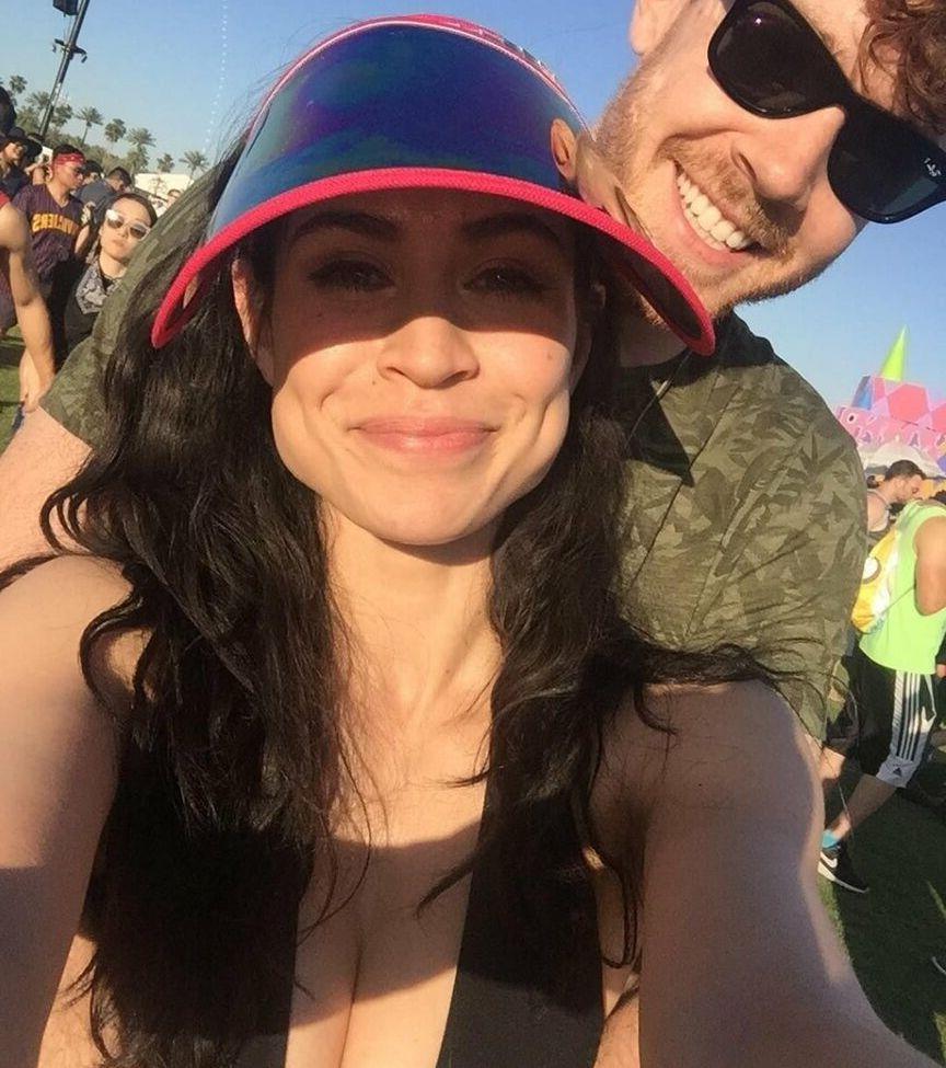 25P Cassie Steele nude