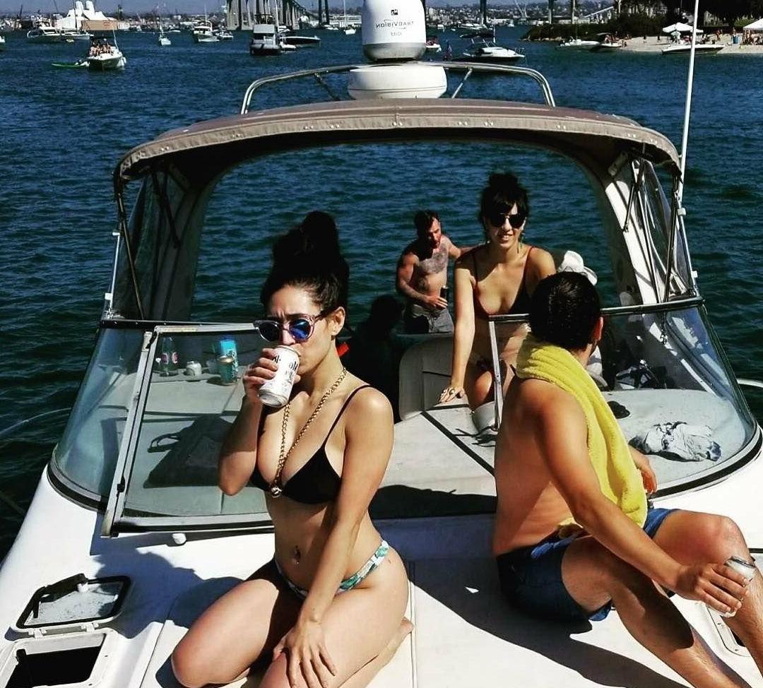 25P Cassie Steele nude