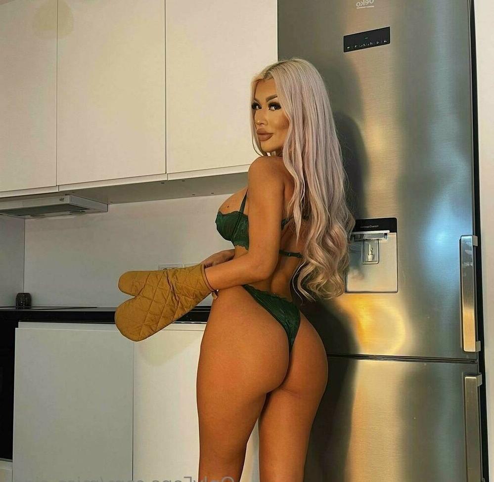 11P Miss_Sinss nude