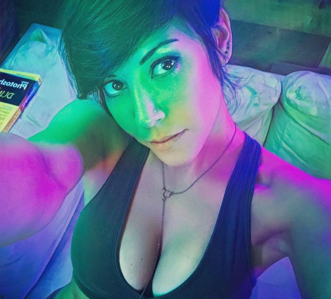 9P Nicky Locklear nude