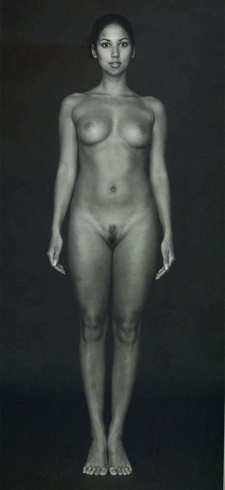 5P Leilani Dowding nude