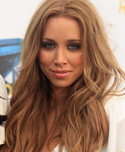 25P Una Healy nude