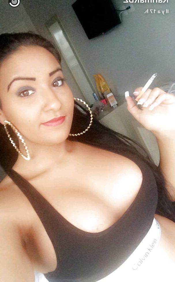 23P Karima La Rbz nude