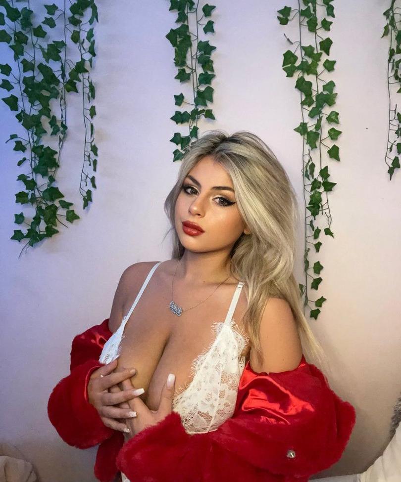 23P Lila Merlino nude