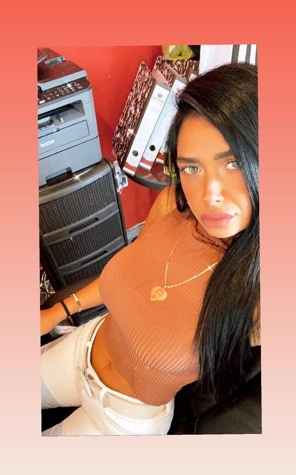 17P Daniella Pariente nude
