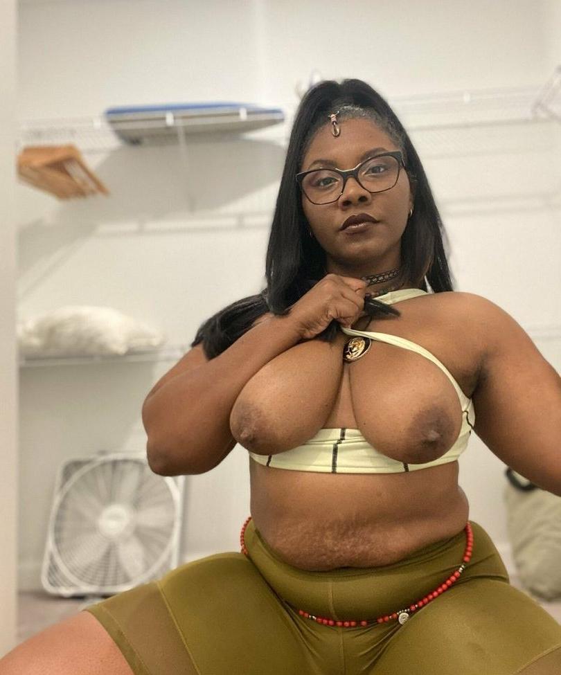 9P Fearlessaura nude