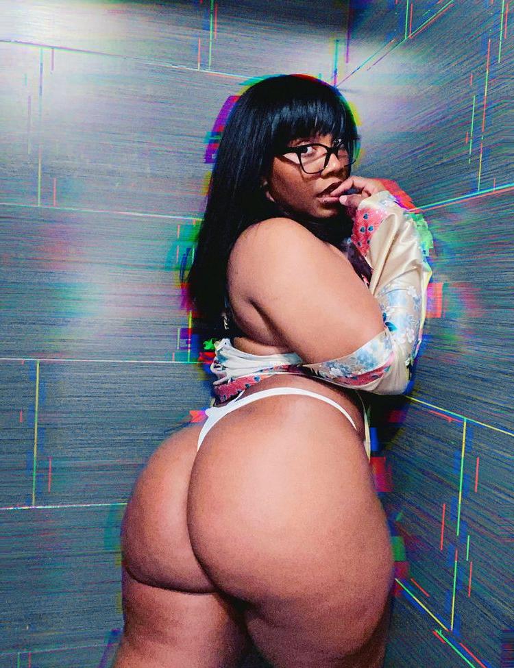 9P Fearlessaura nude