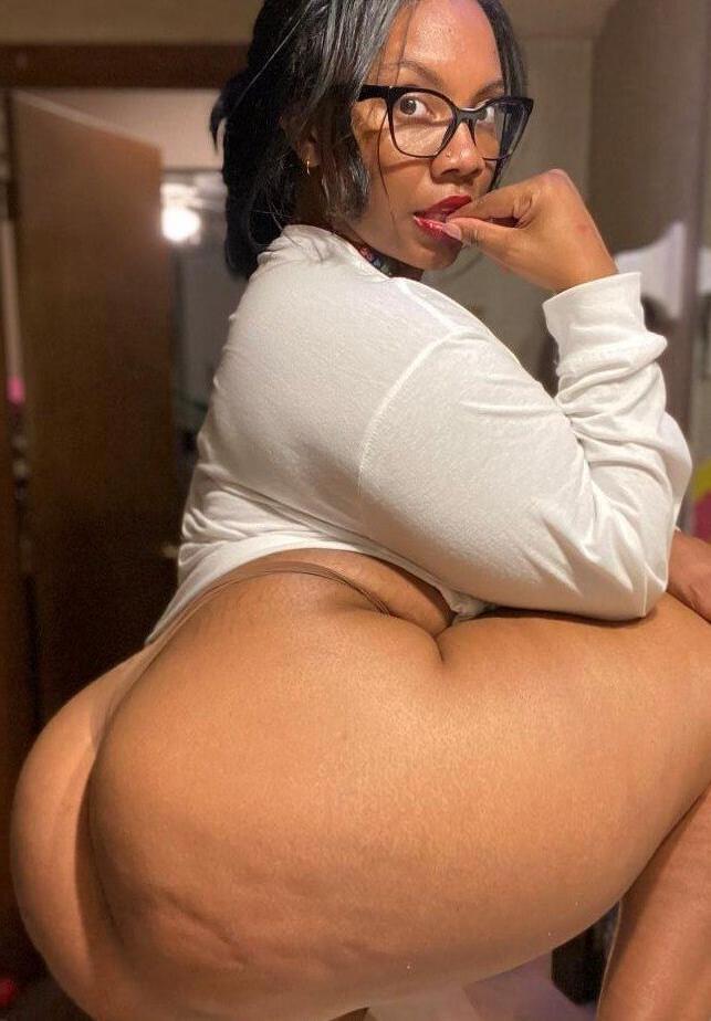 9P Fearlessaura nude
