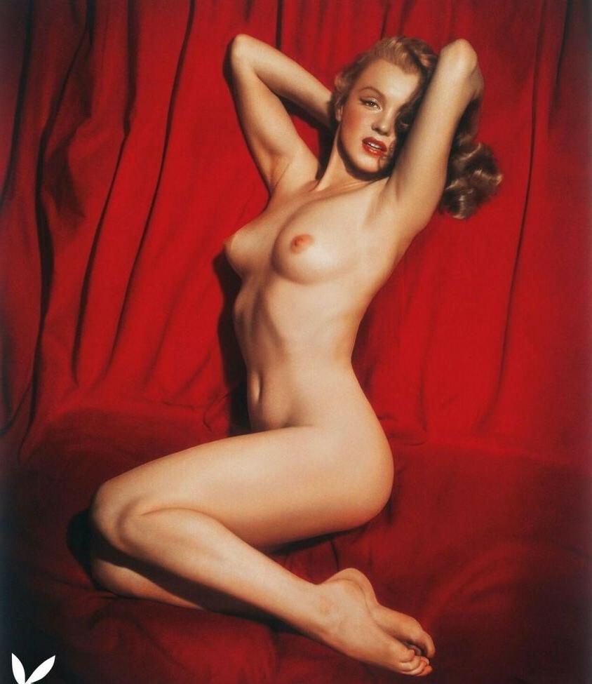 25P Marilyn Monroe nude