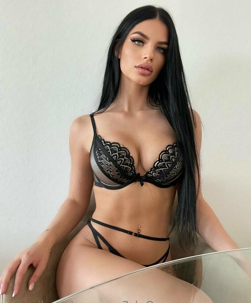 25P Angelique.vx nude