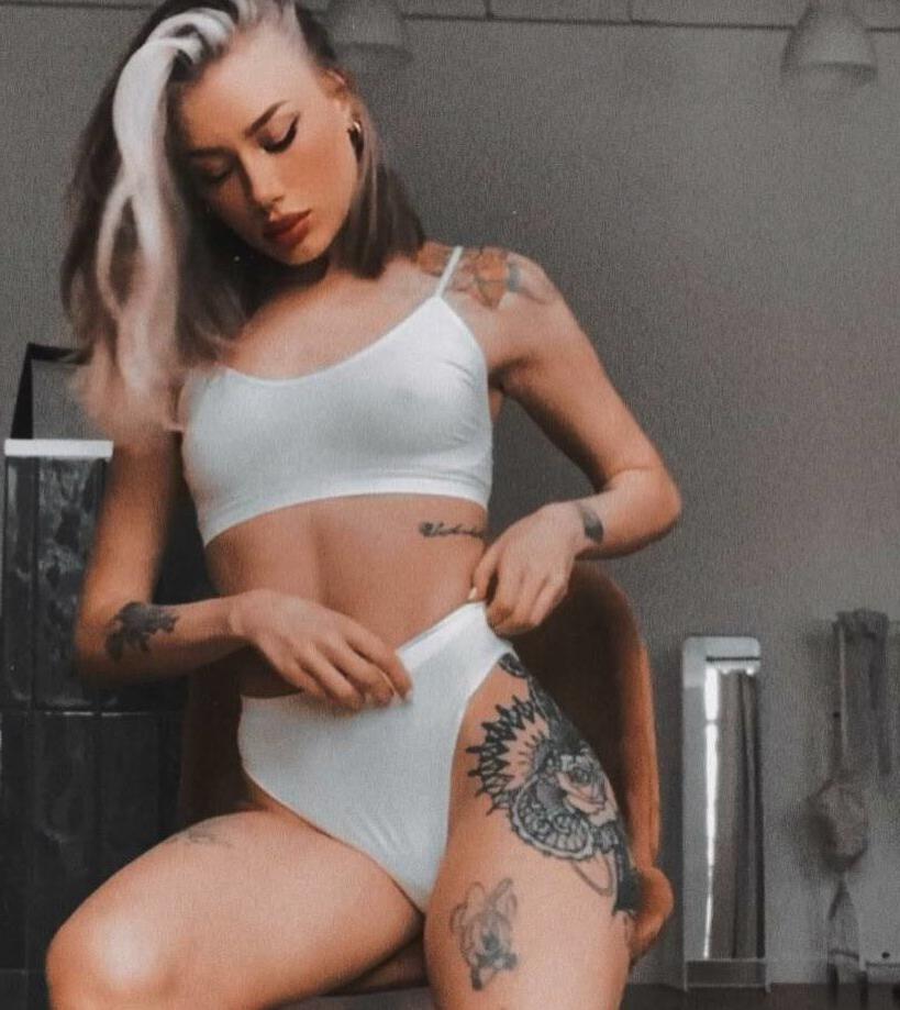 14P Alina Ostraya nude