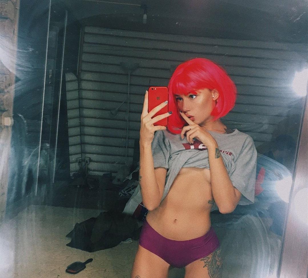 14P Alina Ostraya nude