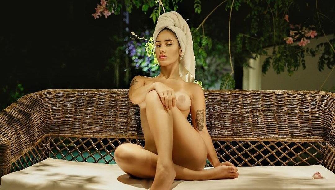 25P Yohana Rayra nude