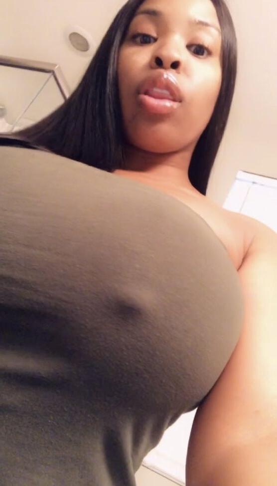 25P Aryana nude