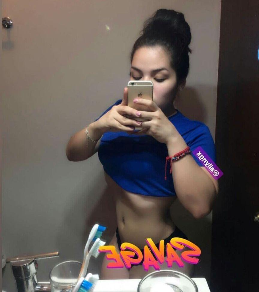 25P Aylin Guevara nude