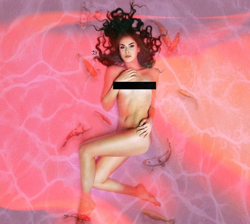 8P Nicole Bertoni nude