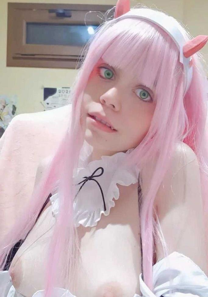 19P Hacchi_Whitebear nude