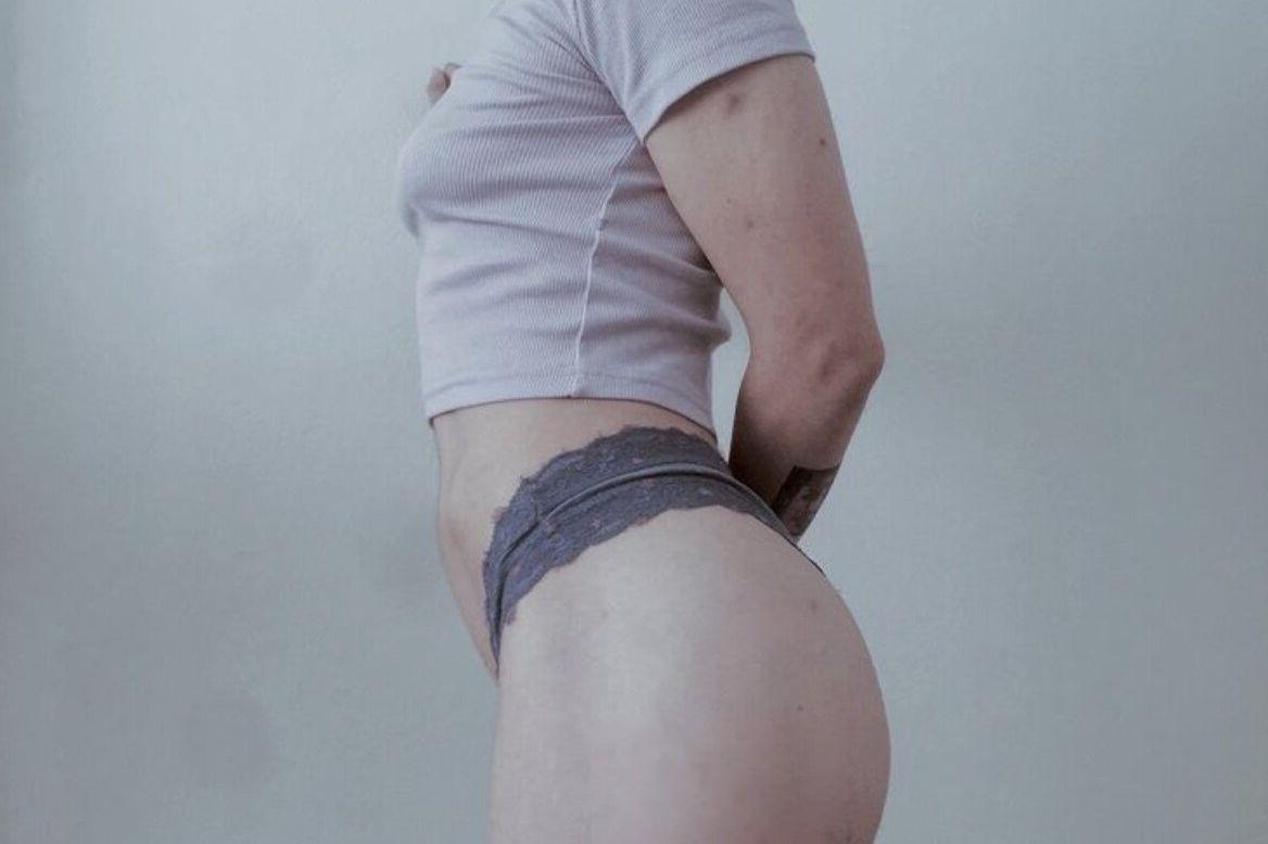 21P Artsymoi nude