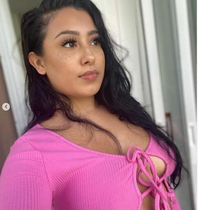 24P Victoriaines nude