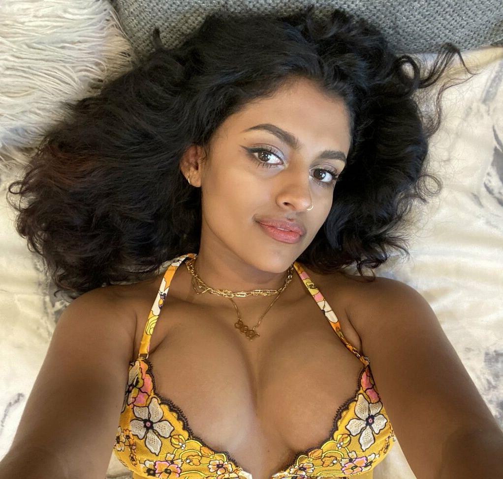 19P Yamini Nambimadom nude