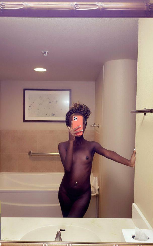 25P Tastytracey18 nude
