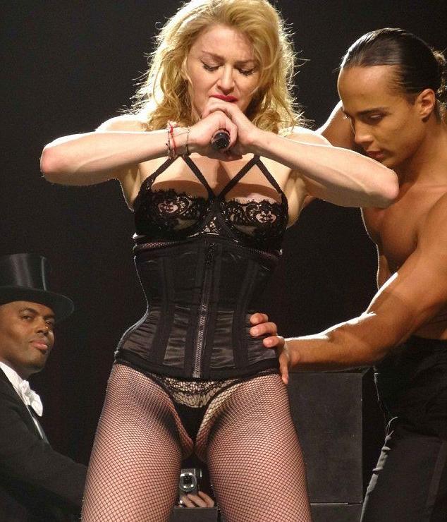 25P Madonna nude