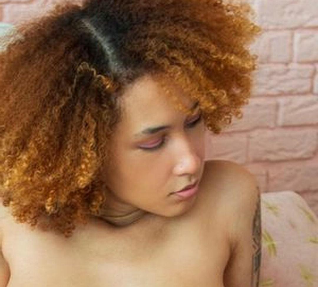 15P Solange De-Tours nude