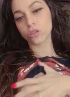 25P Jenny Reis Suzano nude