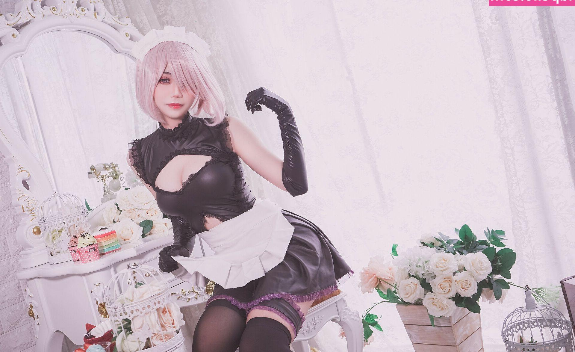 12P Miinmeow nude